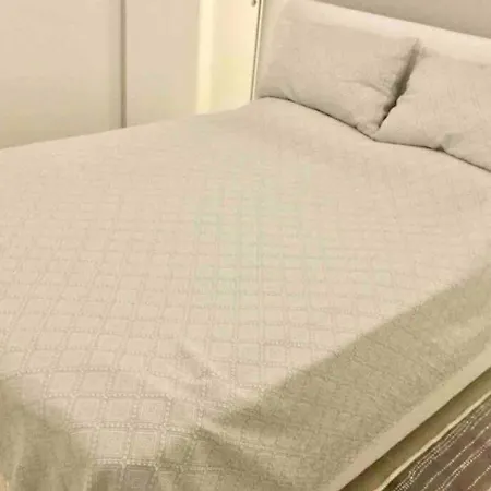 Apartament Fully Equipped, New&Cozy Apt. 300M To The Beach *