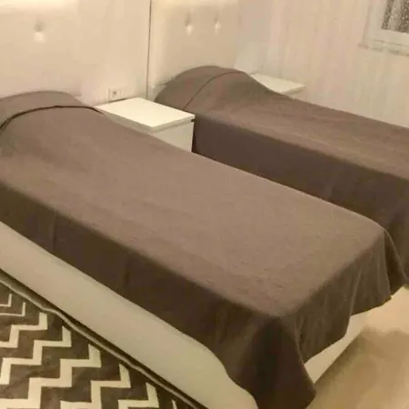 Apartament Fully Equipped, New&Cozy Apt. 300M To The Beach *